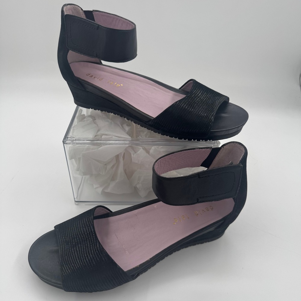 David Tate Black Leather Wedge Sandals Ankle Strap NWS21-2041 Size 8 MSRP $140